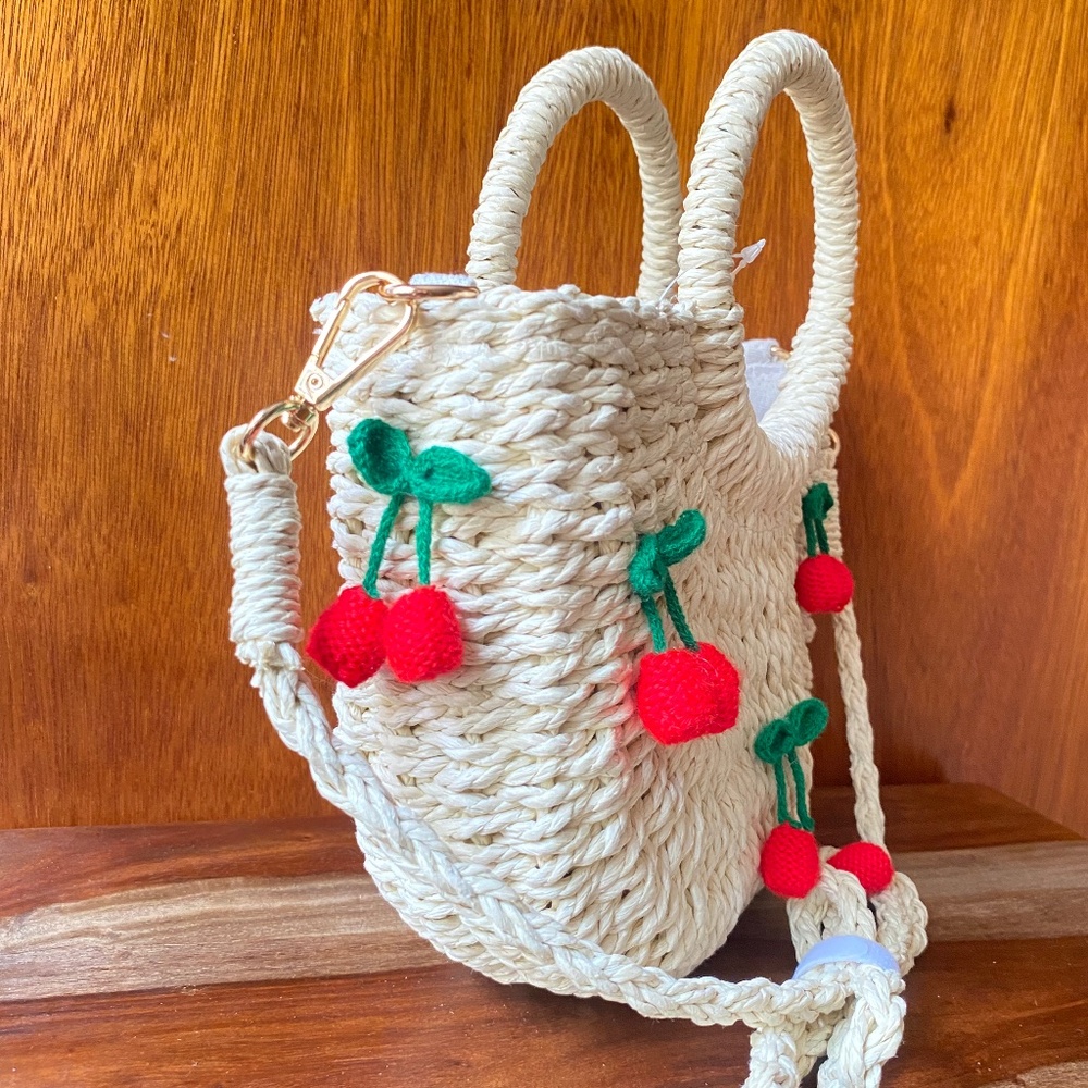 NWT Cute CHERRIES Straw bag with shoulder Strap - Picture 7 of 8